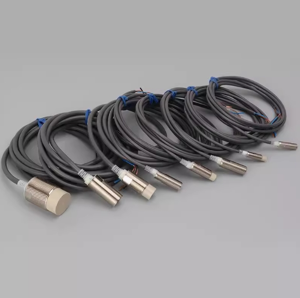 ŷķӽشE2E-X10MF1 PNP